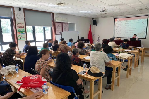 C:\Users\DELL\Desktop\2021年开展救护培训统计工作\8课时归档清单\6.23中大居委 42人 廖肇燕\8d5f72e0b35b081a428f56636c8e870.jpg