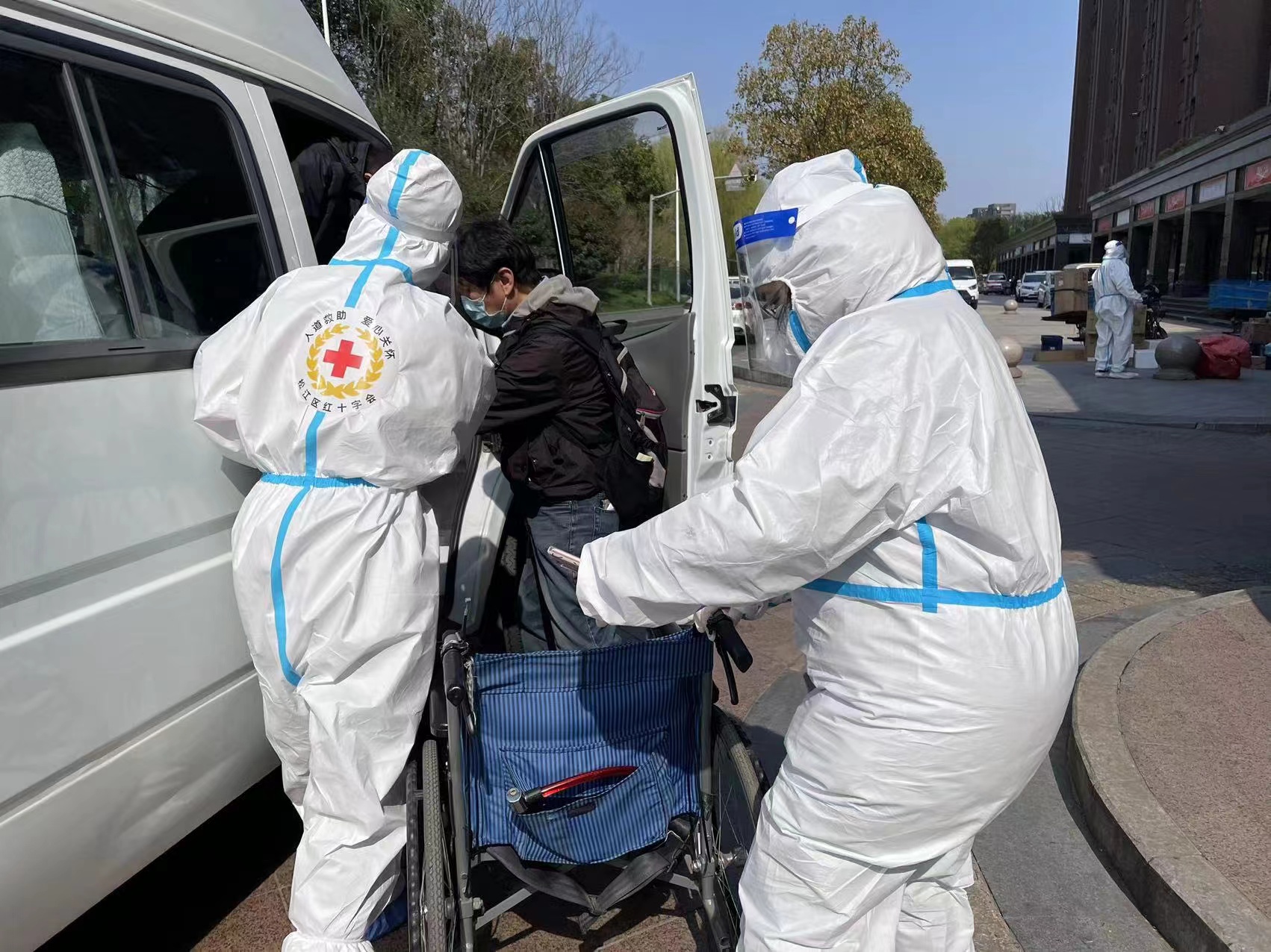 同心战疫 当仁不让1.jpg