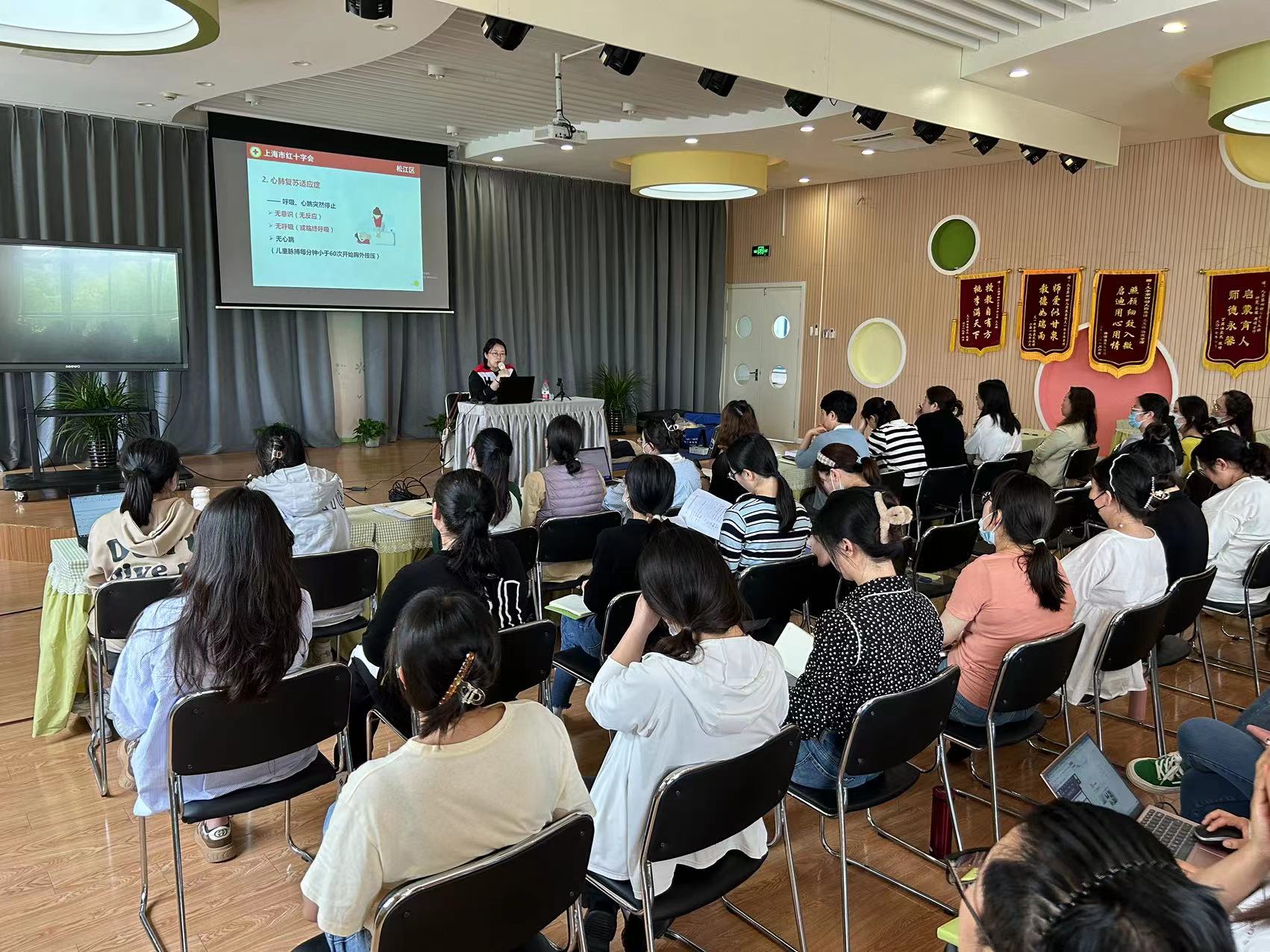 9123eeffbae0c803ea38d78b48bfca9